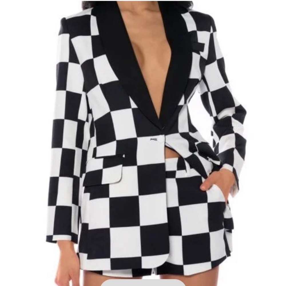 Akira Checkmate Fitted Blazer